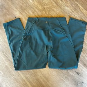 LULULEMON TRAIN TIMES CROP 21”